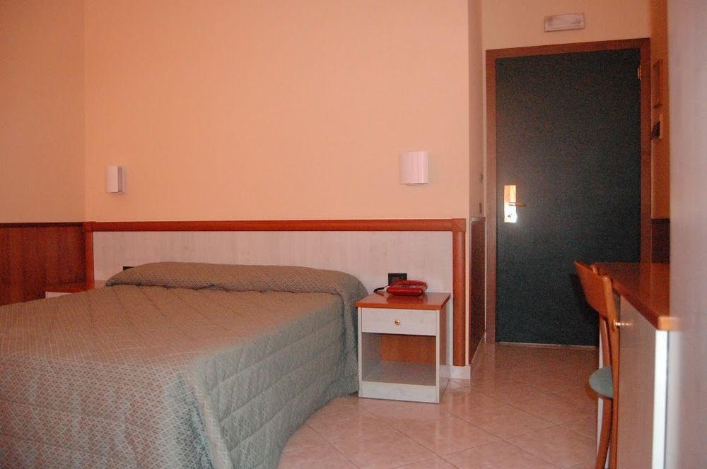Hotel Laurence Roma Eksteriør bilde