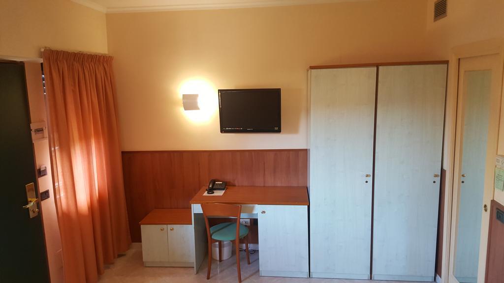Hotel Laurence Roma Eksteriør bilde