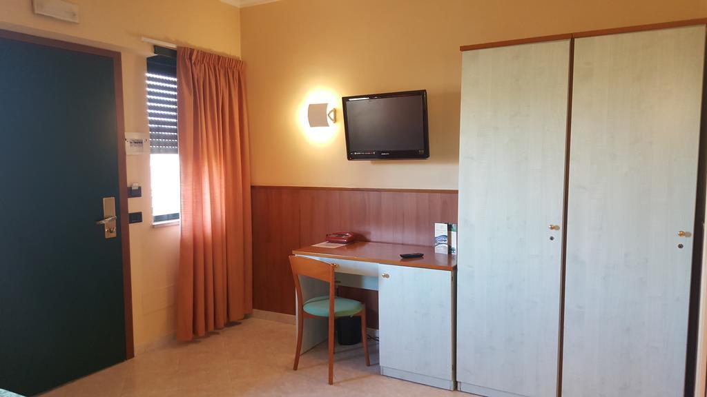 Hotel Laurence Roma Eksteriør bilde