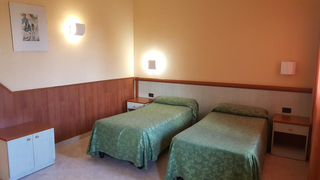 Hotel Laurence Roma Eksteriør bilde