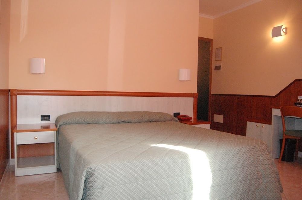 Hotel Laurence Roma Eksteriør bilde
