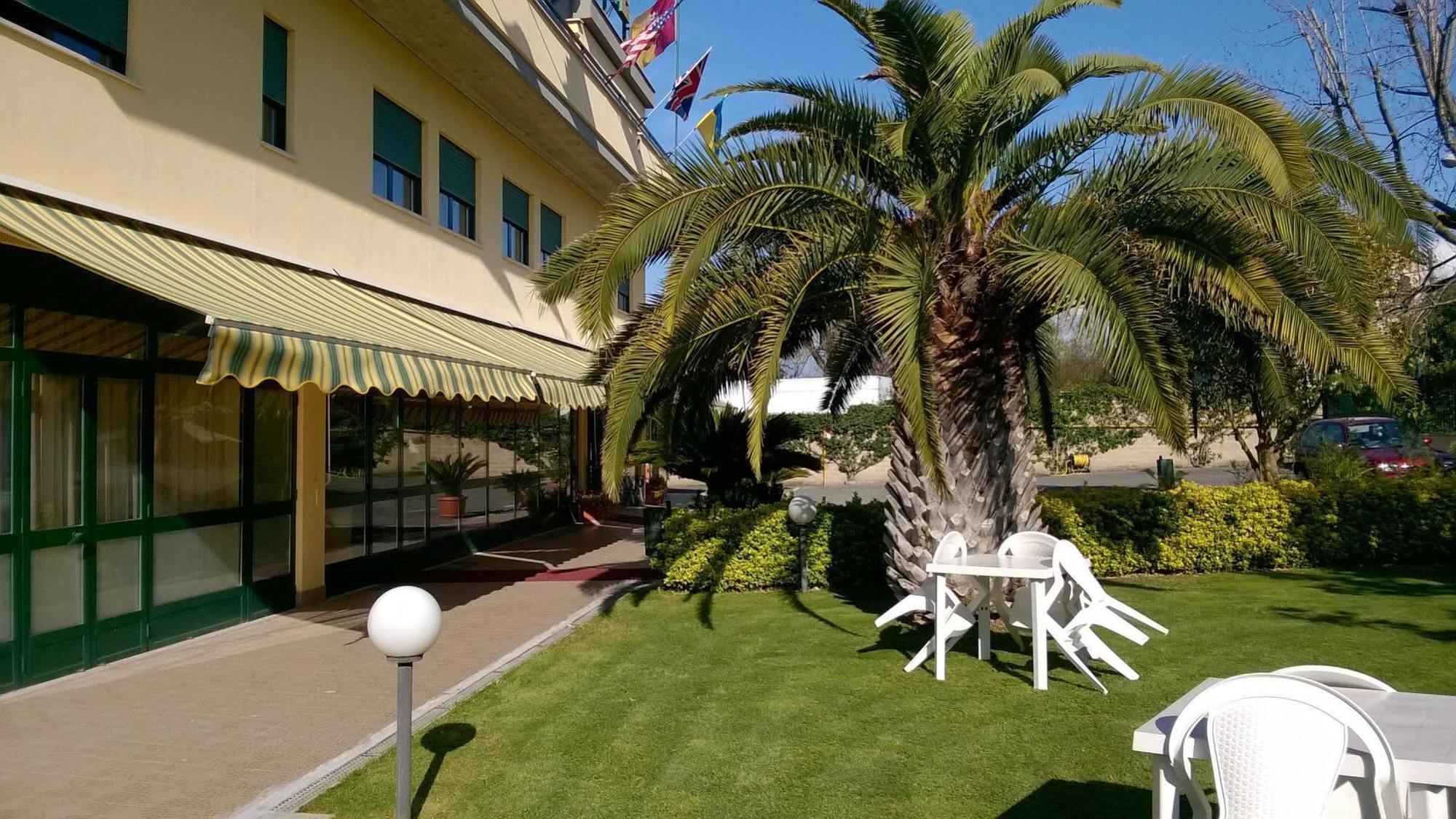 Hotel Laurence Roma Eksteriør bilde